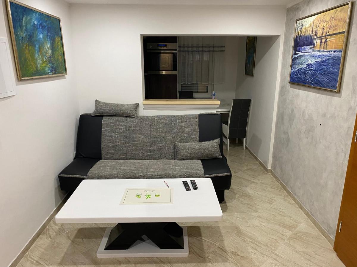 Apartments Marshal بوسانسكا كروبا المظهر الخارجي الصورة