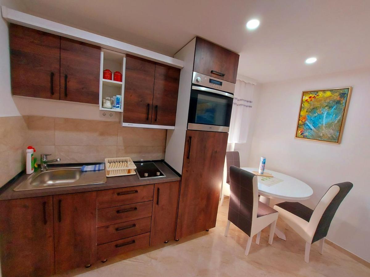 Apartments Marshal بوسانسكا كروبا المظهر الخارجي الصورة